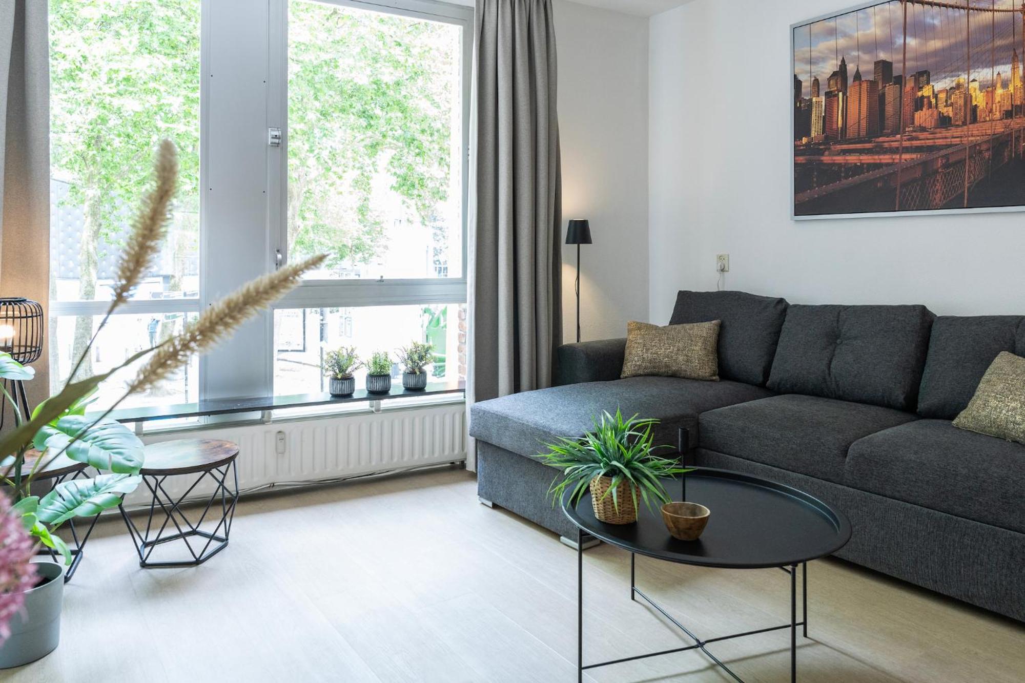 Prime Location Apt W Wifi & Near Poppodium 013 Tilburg Buitenkant foto